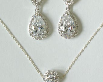 Silver Bridesmaid Jewelry Set, Silver Bridal Set, TearDrop Necklace, Cubic Zirconia Crystal Bridesmaids Gifts, MP1