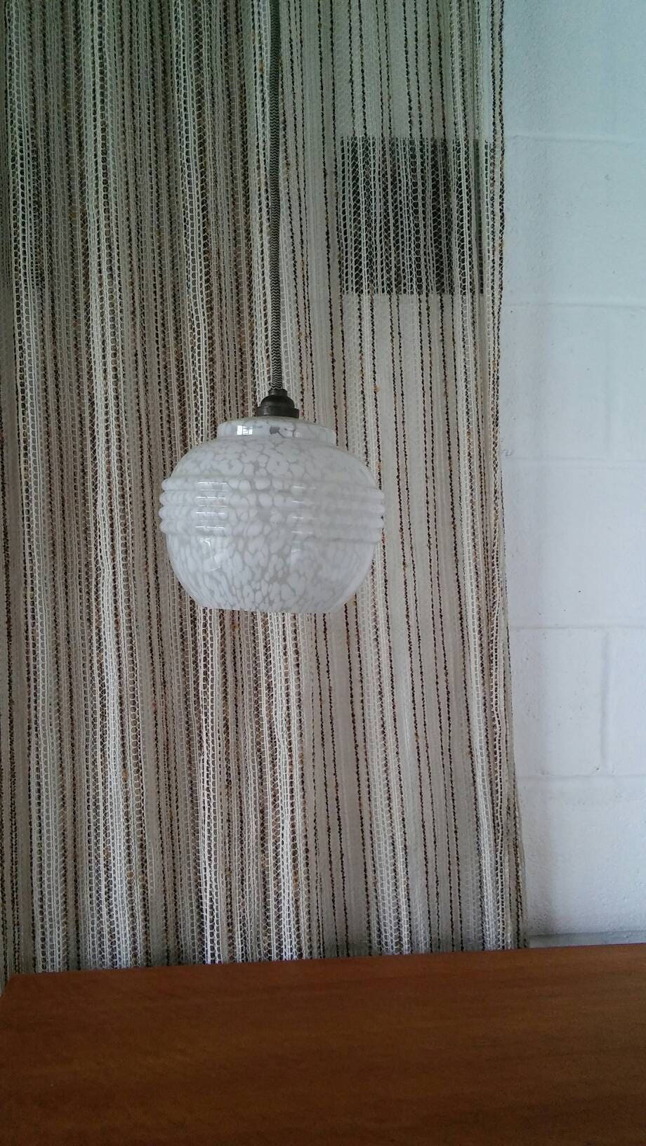 Lustre Suspension Globe Opaline Vintage Scandinave Annees 50