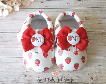 berry first birthday outfit
