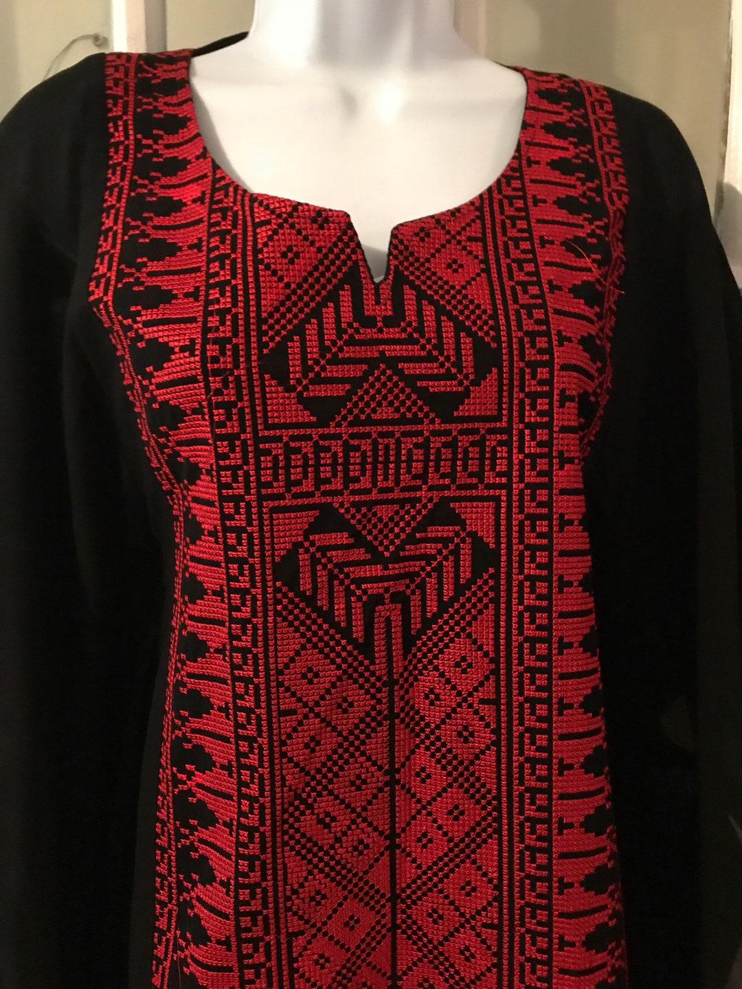 Jasmine Yellow Chiffon Abaya – Handmade Green Palestinian Tatreez