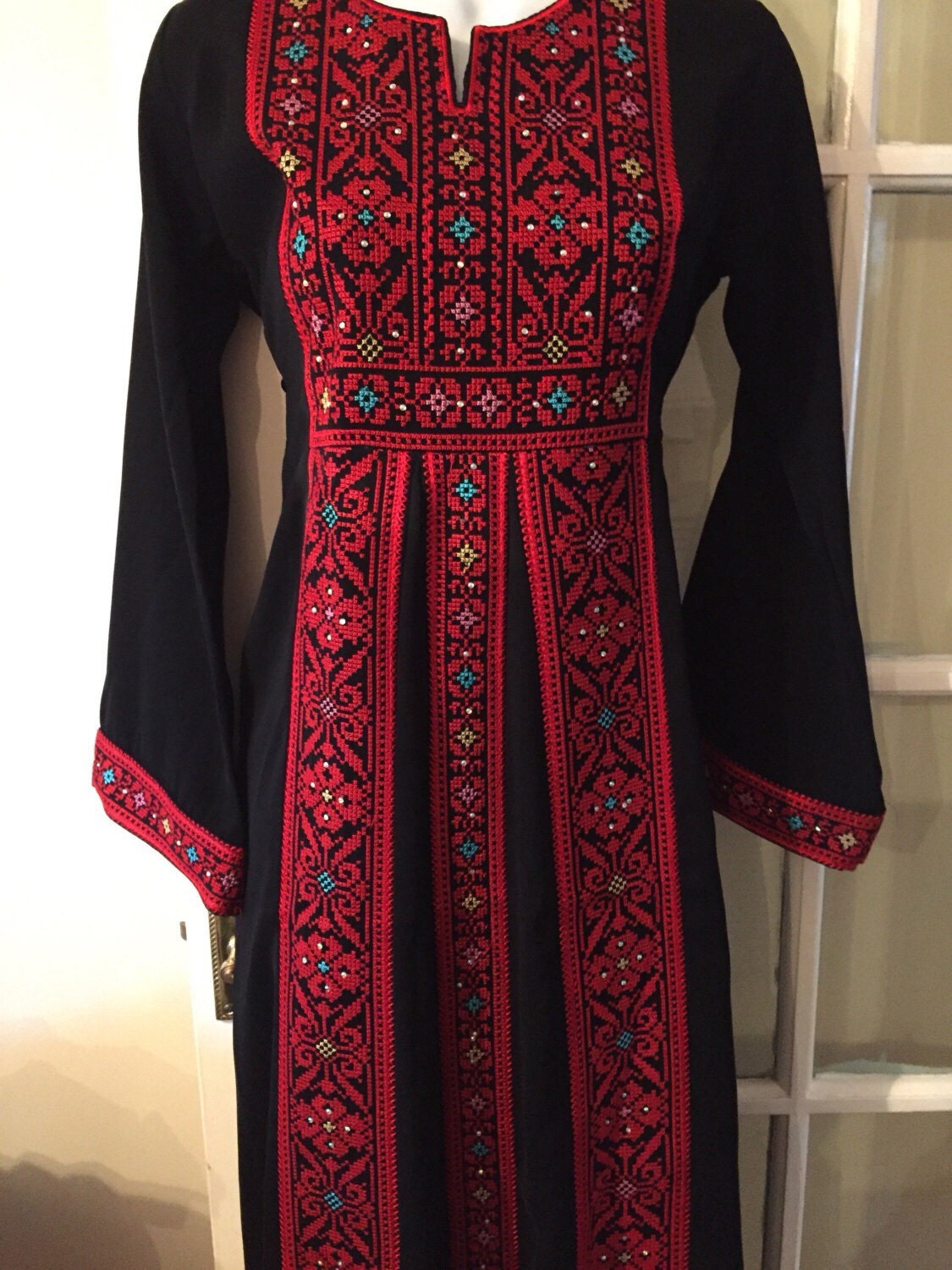 Girls Traditional Palestinian Dress / Thob / Thoub / Thoube