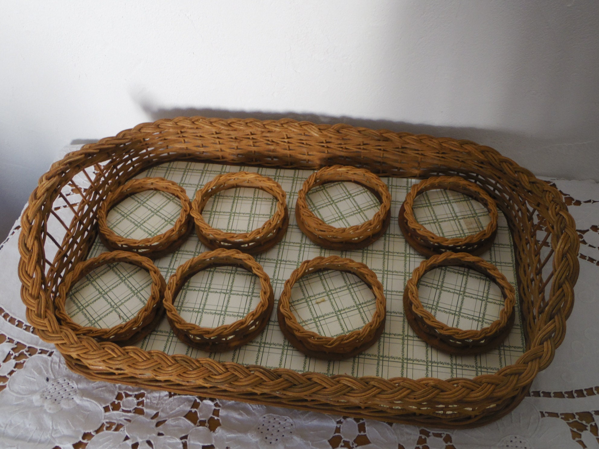 Grand Plateau de Service Osier, Fond Plastique et Ses 8 Dessous Verre Assortis, Deco Bohème, Bar, So