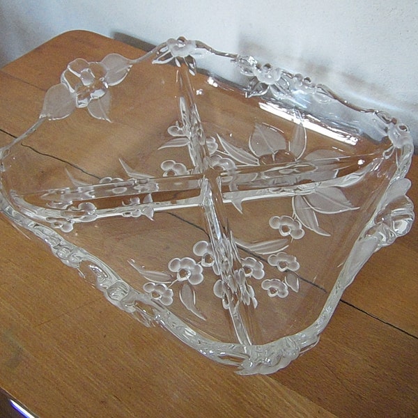 Présentoir à gâteaux en verre Relief