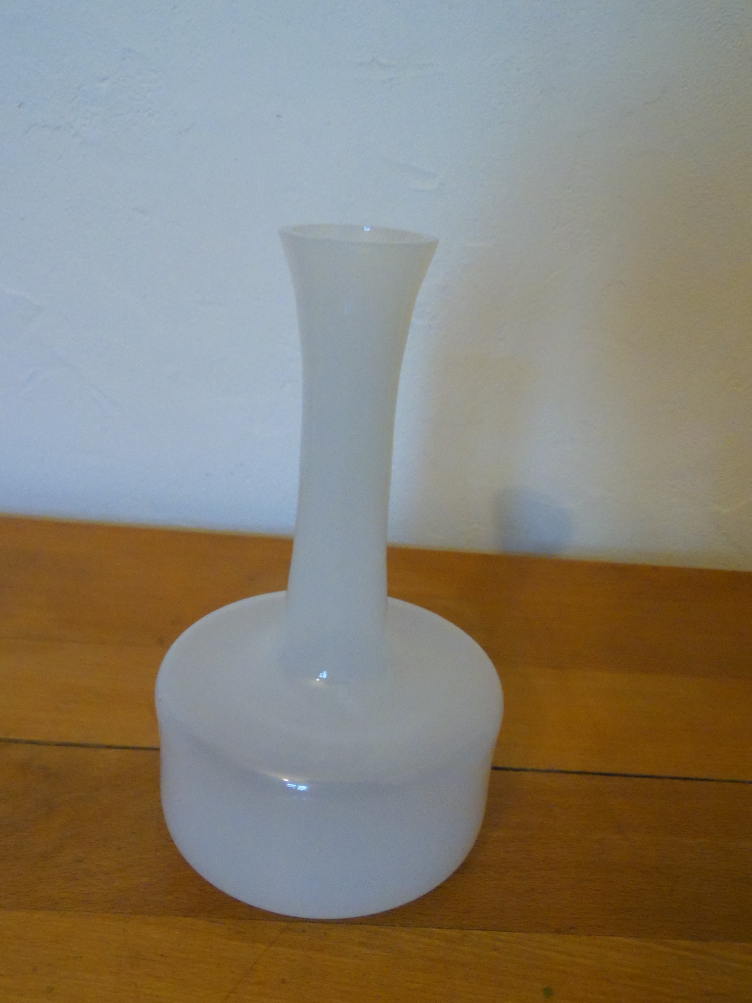 Vase en Verre Laqué Blanc Brillant , Vintage 90's, Vase Flacon Blanc, Deco Chic, Slow Life, Minimali