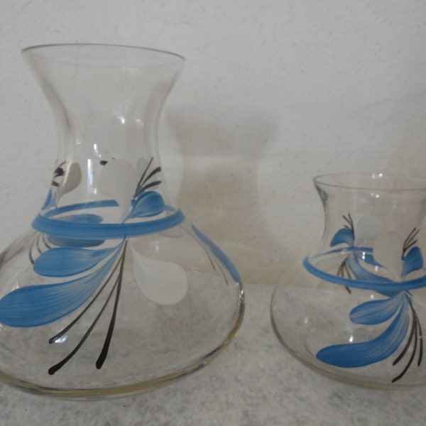 Ensemble de 2 vases en verre transparent deco florale peinte a la main , artisanat; collection , deco bleu et blanc, deco chic,