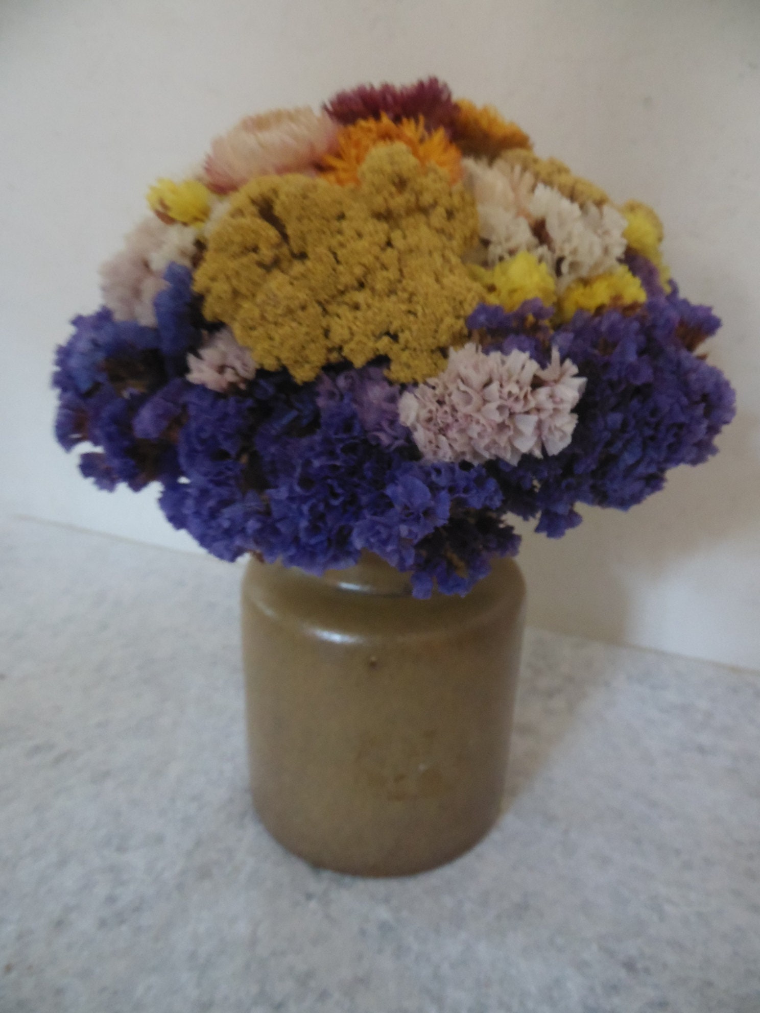 Bouquet de Fleurs Séchées Dans Son Pot en Grès , Dried Flowers, Ancien Moutarde, Recycling, Deco Cha