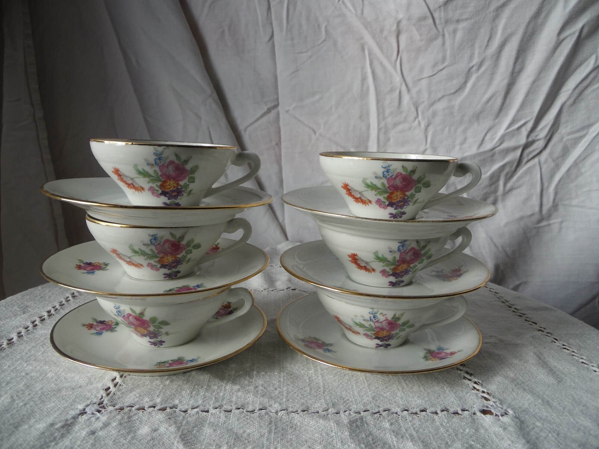 Ensemble de 6 Tasses et Leur Soucoupe Assortie, Porcelaine Fine France, Deco Florale, A Cfé, Thé, Ch