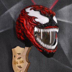 Carnage (Symbiote) motorcycle helmet. DOT&ECE certified.