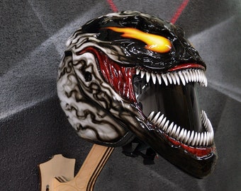 Anti Venom (Symbiote) motorcycle helmet. DOT&ECE certified.