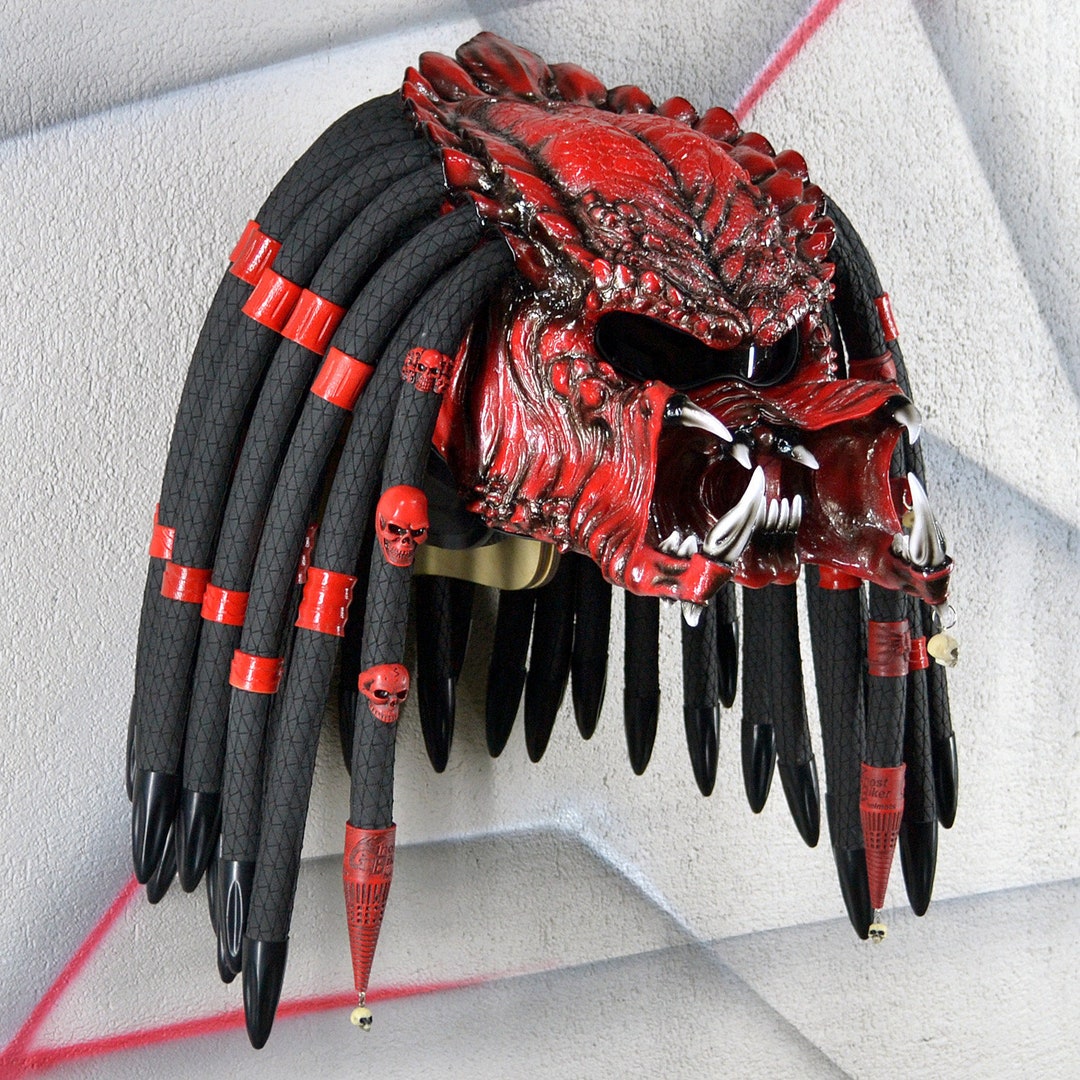 デアデビル風レッドヘルメット Red Devil Predator Motorcycle Helmet. Unique Exclusive Custom Made