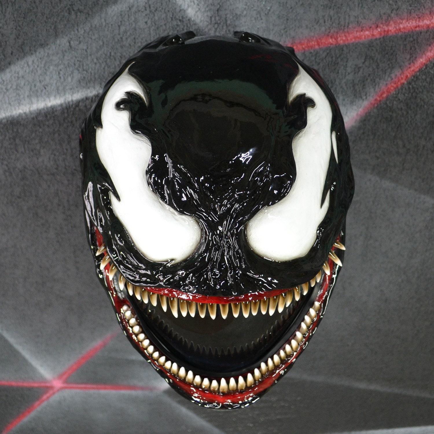 Venom symbiote Motorcycle Helmet. DOT 