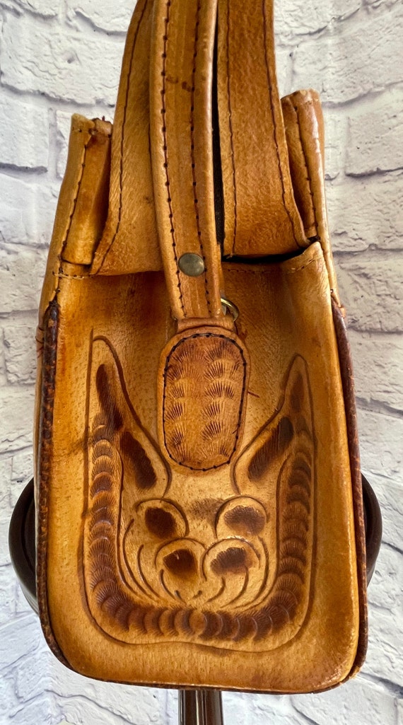 Vintage 70's Mexican Tooled Leather Shoulder Bag - image 5