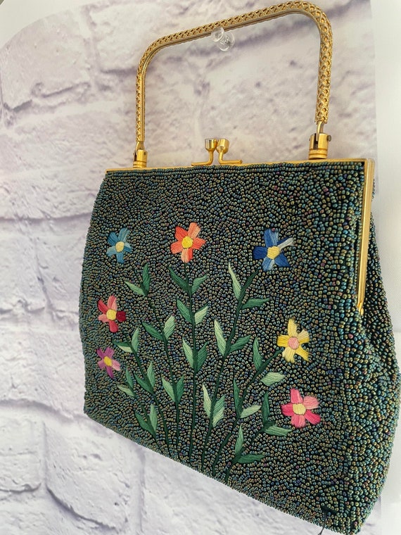 Stylish Beaded Floral Clutch