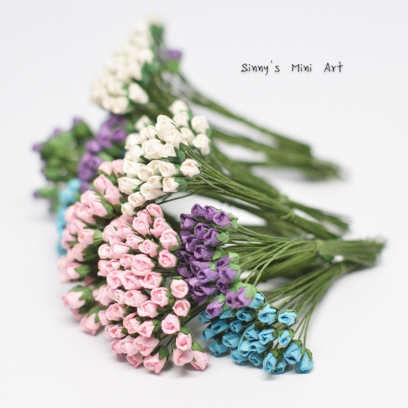 dollhouse miniature flowers