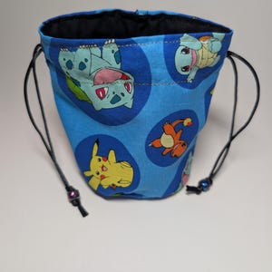 Tiny But Mighty - Pocket Monster - Pocket Monster Bubbles - Staand - Dobbelsteenzak - 100% katoen - Trekkoord