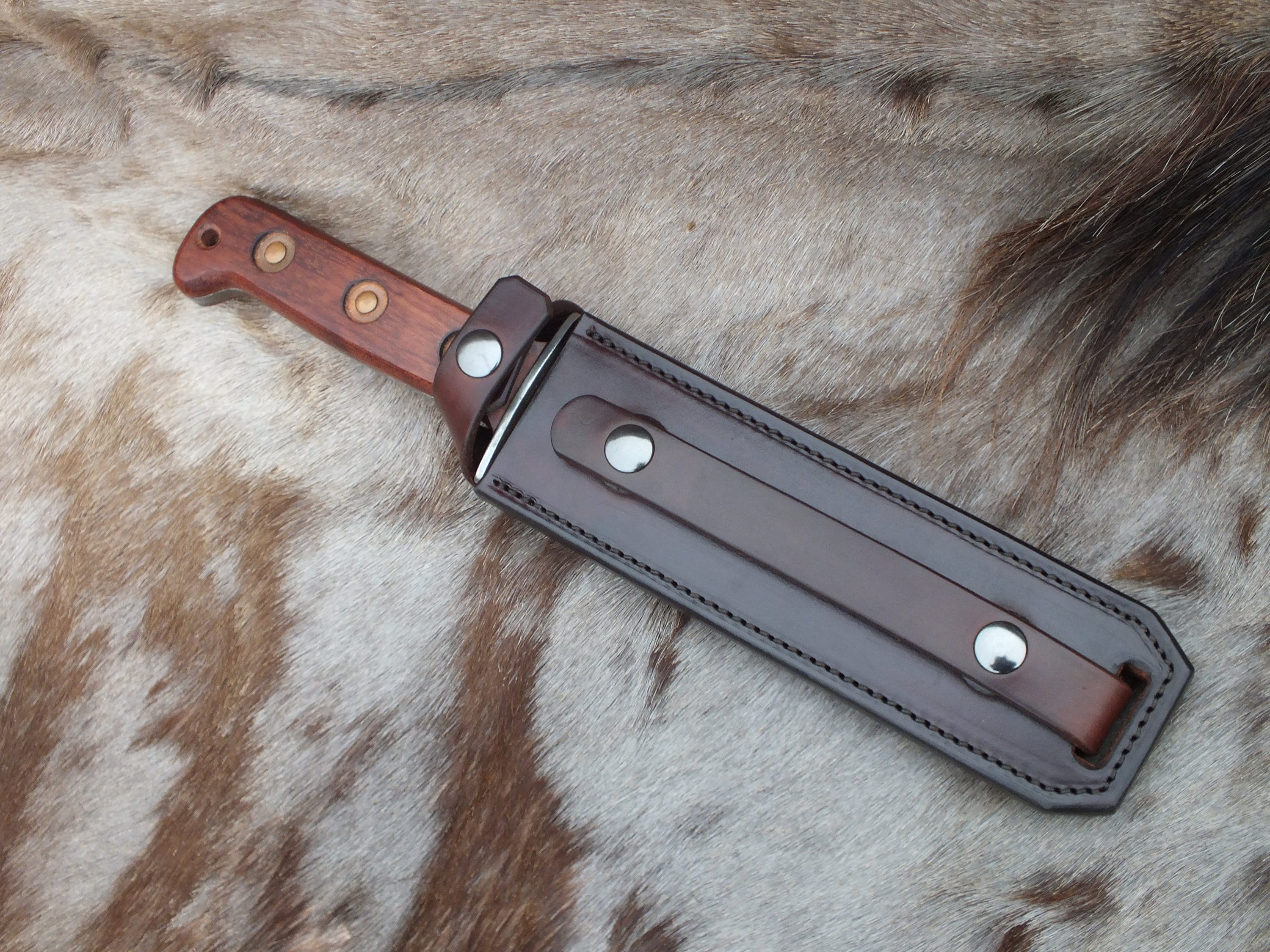 Funda de supervivencia Molle Commando MOD negra o marrón Mk 7. - Etsy México, image size:3000x2250