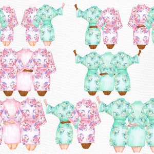 K&ouml;nnte beinhalten: Sechs Roben mit Blumenmuster in Rosa und Mintgr&uuml;n. Die Roben haben lange &Auml;rmel und einen Bindeg&uuml;rtel in der Taille.