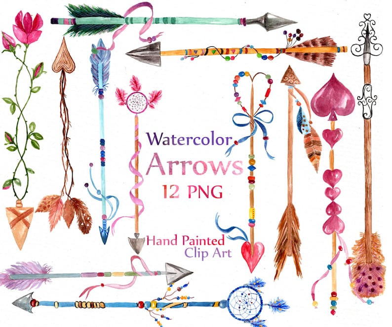 Op de afbeelding: Twaalf aquarel illustraties van pijlen met verschillende decoratieve elementen, waaronder veren, harten, kralen, linten en droomvangers. De tekst "Watercolor Arrows 12 PNG Hand Painted Clip Art" is zichtbaar in de afbeelding.