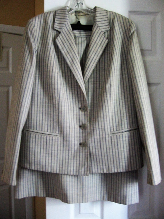 Sale!!! Vintage 80's, Ladies Suit, Business Clothe