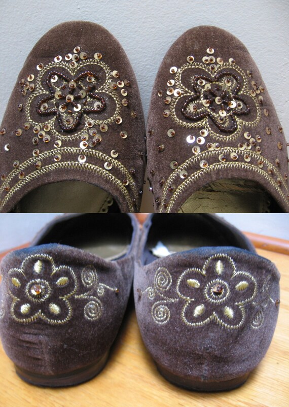 Sale!!! Vintage 90's, Brown Flats w/Gold Design, … - image 8