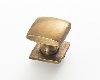 Brass drawer handles. Gorgeous square cabinet handles perfect for your kitchen makeover, supplied with fittings. Many styles available