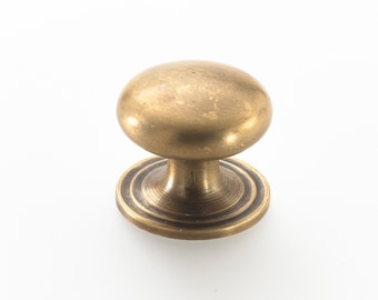 Vintage drawer pulls,  Brass handles. Cupboard door knob. Drawer knobs. Drawer pulls brass. English style brass 1" x 1"