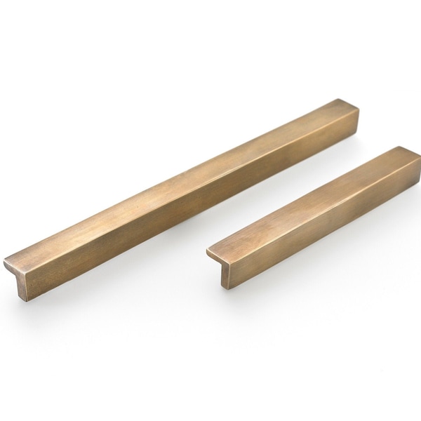 L Shaped Solid Brass Kitchen Drawer Handles. This style is available in two sizes with over 100+ other styles to select.