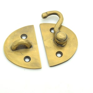 Solid brass cupboard door latch / catch.  Choose from over 5 small catches. Perfect for kitchen doors, furniture or small storage areas.