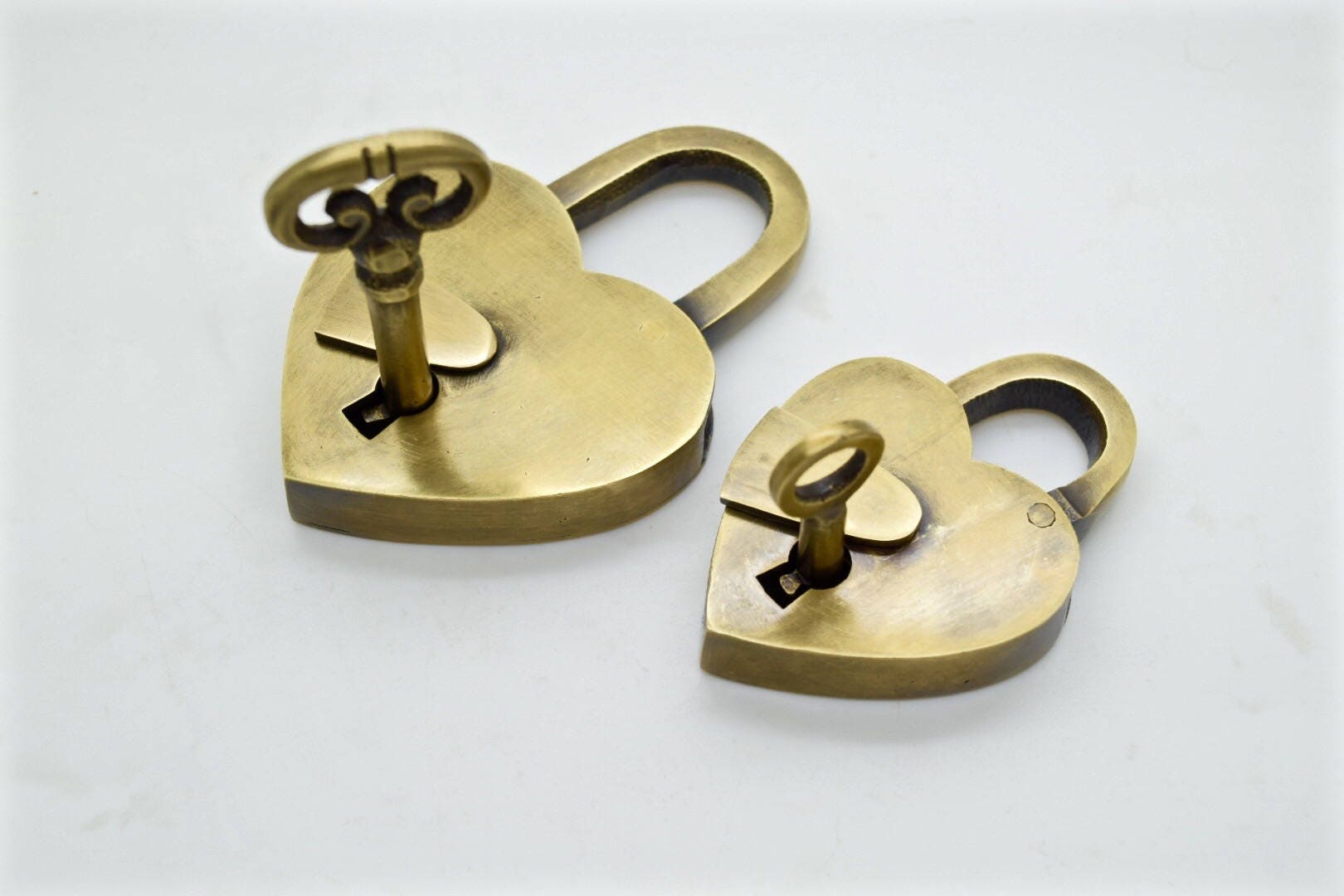 Vintage Antique Mini Padlocks Love Heart Shaped Padlock with Key Lock Gifts for Birthday Party Wedding Favor Pack of 3 Vintage Antique Mini Padlocks Love Heart Shaped Padlock with Key Lock Gifts for Birthday Party Wedding Favor Pack of 3