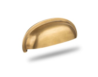 Quality brass cup pull 4" handles. All hardware is one colour. Mix and match with our gorgeous hardware. Exceptional value.