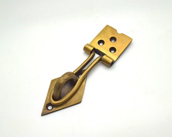 Brass box latch for padlocks