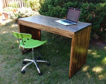 Desk / Table