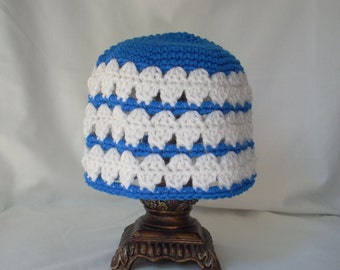 Child Diamond Design Team Spirit Crochet Hat, Fun Two Colored Knit Beanie