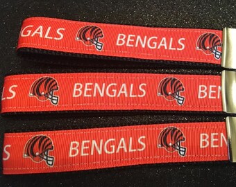 1 Yard of 2 inch Cincinatti Bengals grosgrain Ribbon 1 Yard of 2 inch Cincinatti Bengals grosgrain Ribbon