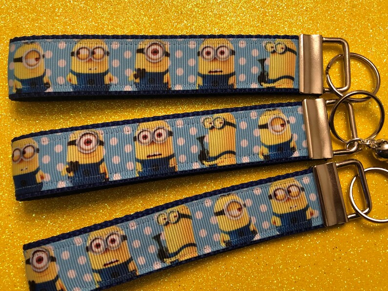 Free Charm Minions Key FOB Keychain Wristlet Grosgrain Ribbon Minions Wristlet Keychain 2 Styles Minions Minions Keychain
