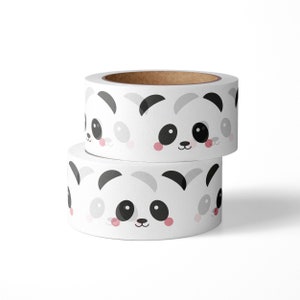 A fita adesiva Panda Washi ou a fita adesiva do urso panda são uma fita kawaii tão fofa. Ótimo para decorar e embrulhar presentes.