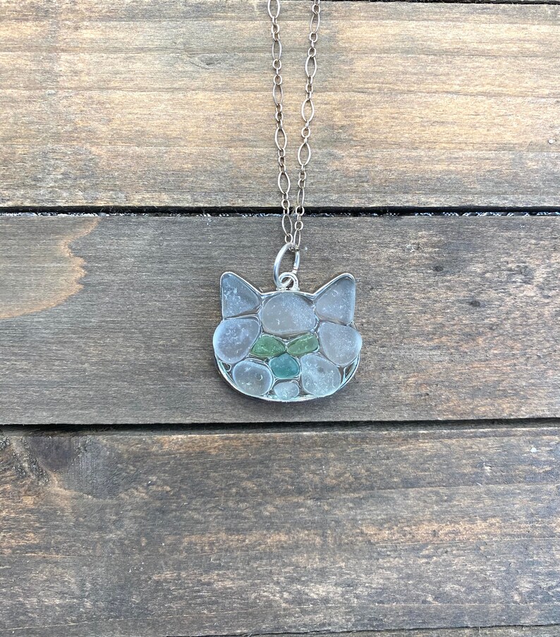 Silver tone kitty cat pendant with embedded authentic sea glass mosaic