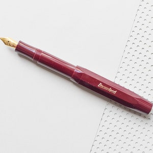 9 mm & INK-BK Minen Kaweco Classic Sport Stylo plume couleur bordeaux Cartouches et effaceur d'encre Noir 9 mm & INK-BK Minen Kaweco Classic Sport Stylo plume couleur bordeaux Cartouches et effaceur d'encre Noir