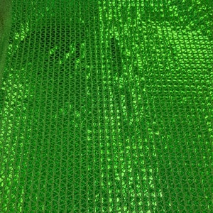 Leprechaun Green Lame Ologramma Triangolo Sequenza Pesante 12 oz, 48 pollici, venduto tagliato a misura
