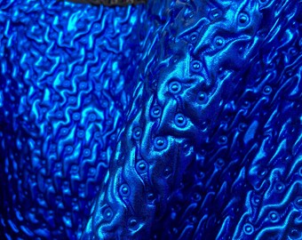 Hermosa tela de lámina elástica de color azul con forro, 60" de ancho, se vende cortado a medida