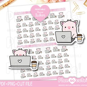 Puede incluir: Pegatinas imprimibles para planificador con un cerdo rosa con un portátil y una taza de café. Las pegatinas están diseñadas con un estilo lindo y juguetón. El texto "Plan so cute!" está incluido en la hoja.
