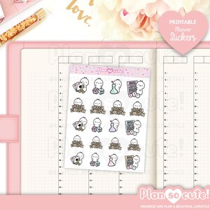 Op de afbeelding: Printbare planner stickers met schattige cartoonfiguren die spelletjes spelen zoals bingo, spelletjesavond en meer. De stickers zijn op een witte achtergrond met een roze rand en de tekst "Plan so cute!" bovenaan.