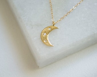 Crescent Moon Necklace / Gold Moon Necklace / Crescent Necklace / 14k Gold Filled Necklace / Thin Chain Necklace / Dainty Necklace. SSJ172