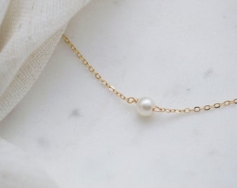 Pearl Bracelet / Tiny Pearl Bracelet / Single Pearl Bracelet / 14K Gold Filled Bracelet / Dainty Bracelet / Delicate Bracelet /Tiny Bracelet