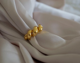 Thick Chain Ring / Chunky Ring / Gold Ring / Cuban Ring / Statement Ring / Chunky Gold Ring / Link Chain Ring / Gold Ring.