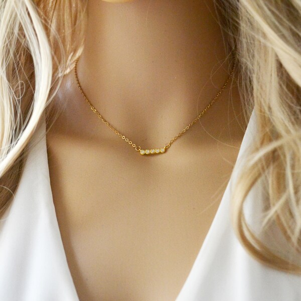 Gold Bar necklace, Dainty and Gold, Crystal Bar Necklace, Crystal Necklace, Dainty Necklace, Simple Necklace, Charm Necklaces. SSJ268