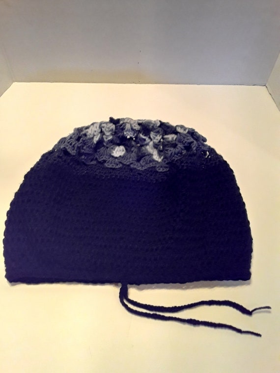 Crochet Beanie Hat in Gray and Black 