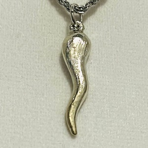 Italian Horn necklace, Italian Cornicello, Italian Amulet, pendant, 1 1/4” (32mm) long rhodium plated horn with a 2.5mm stainless rope chain