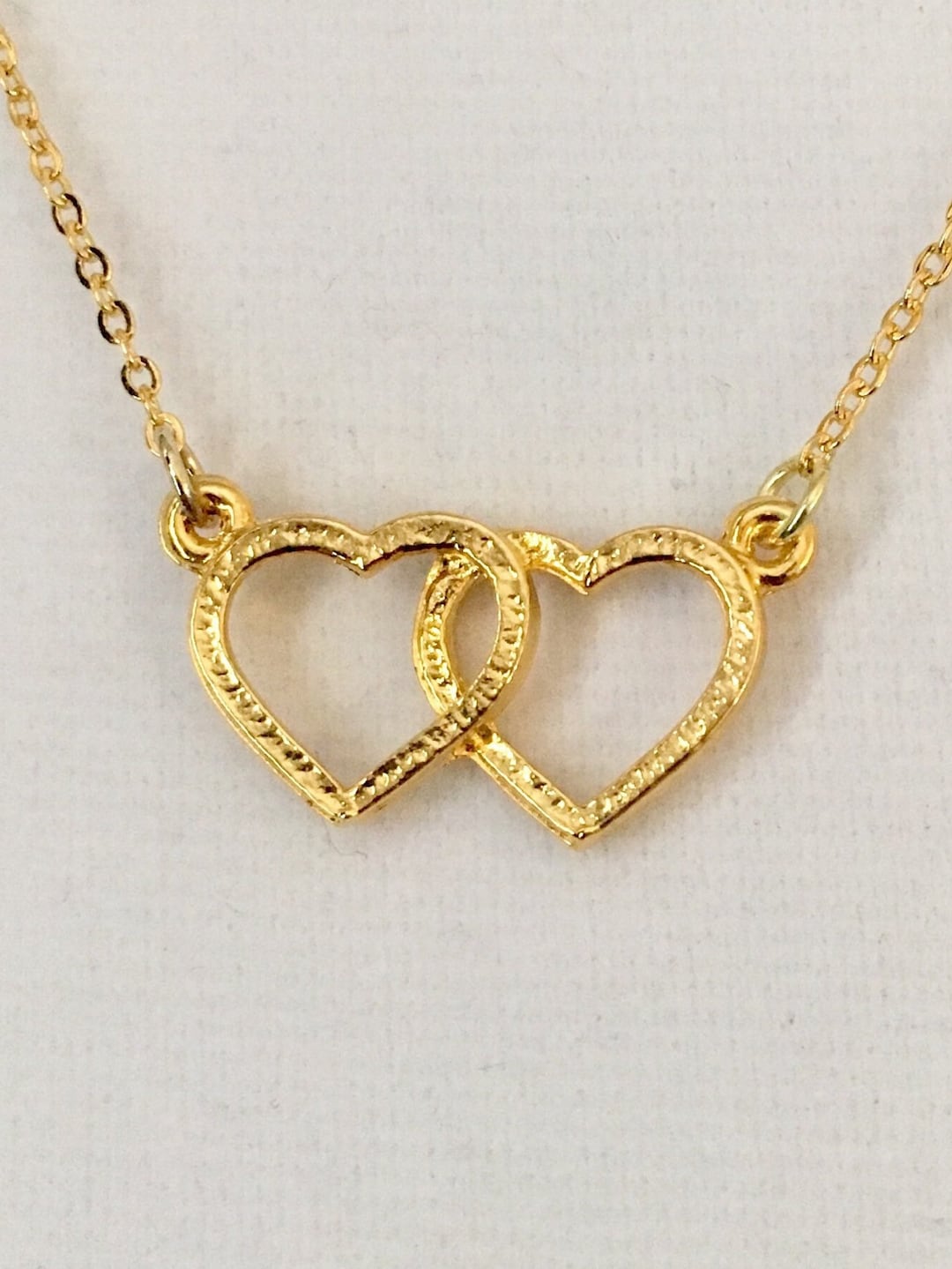 アクセサリー Chloe Triple Heart Double Gold Necklace 61FgiO03WqL.jpg