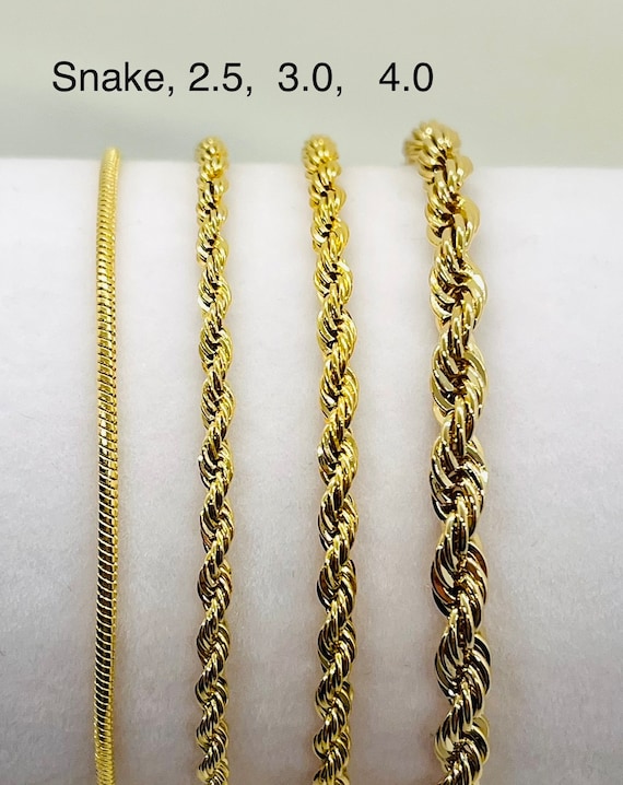 Amazon.com: 14K Yellow Gold Cornicello Italian Horn Necklace